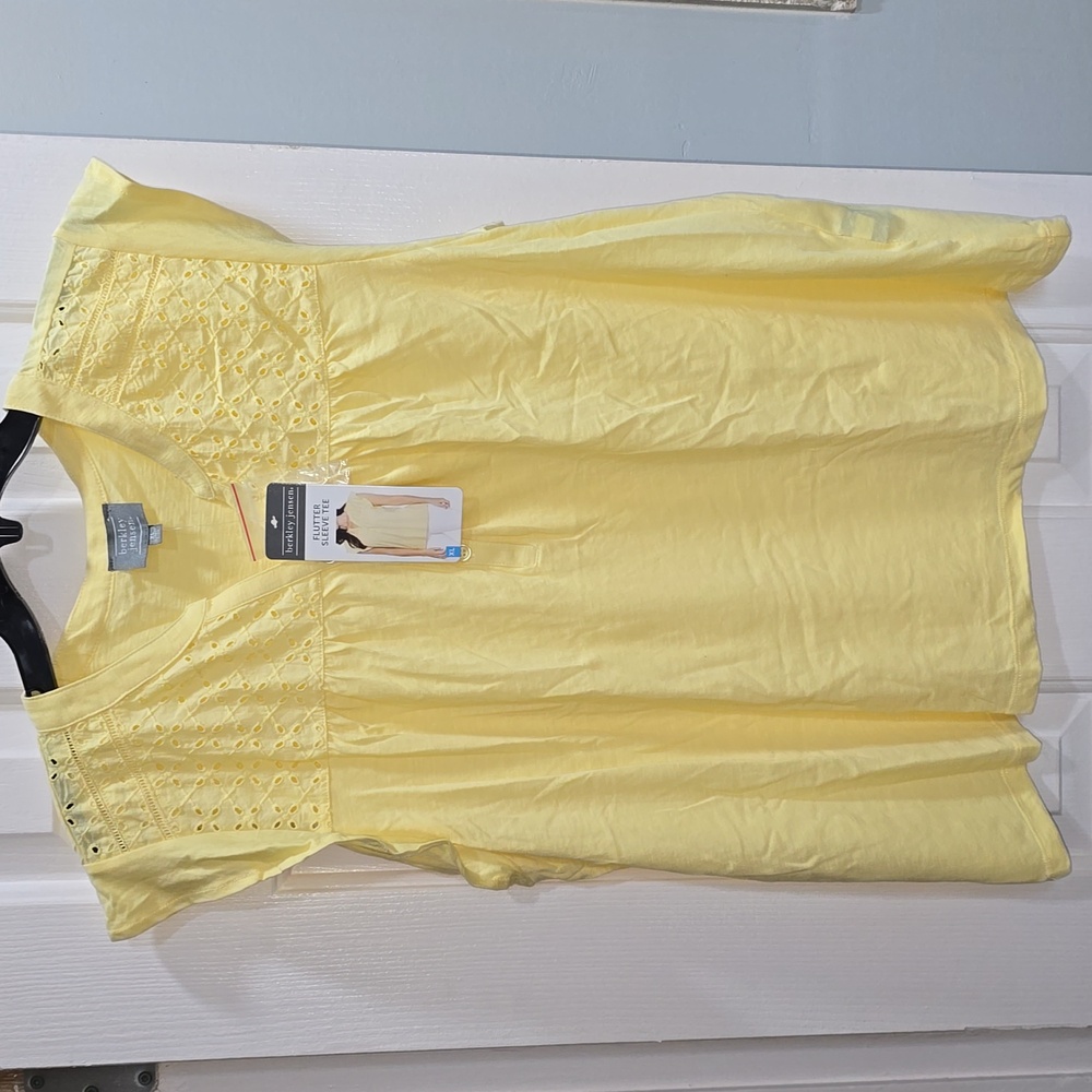 Yellow Flutter Sleeve Tee - Picture 2 of 9